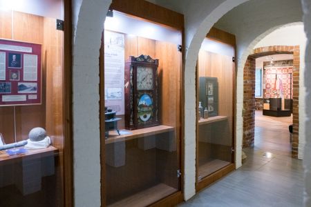 museum promo 8