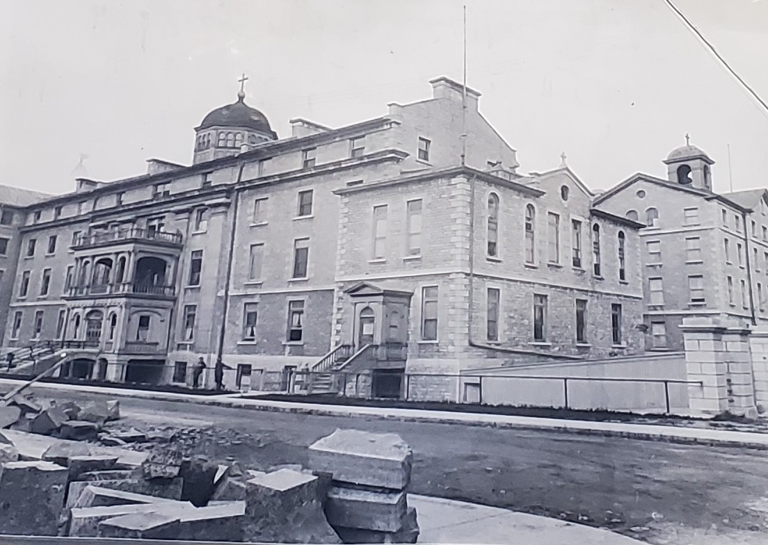 Hotel Dieu Hospital/Sydenham & Brock - Archives located